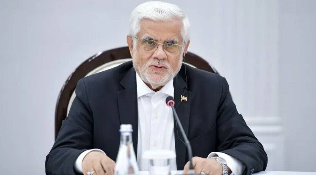 İran Cumhurbaşkanlığı Birinci Yardımcısı Arif’ten 'Savaş Hükümeti' vurgusu: "Düşmanın hedefi hâlâ rejimi devirmek!"
