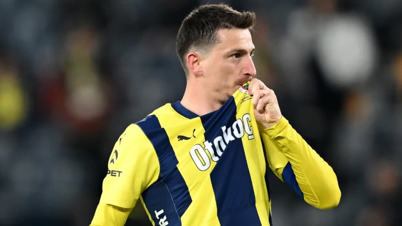 Mert Hakan Yandaş'ın Fenerbahçe'deki Geleceği Hakkında Dikkat Çeken Teklif