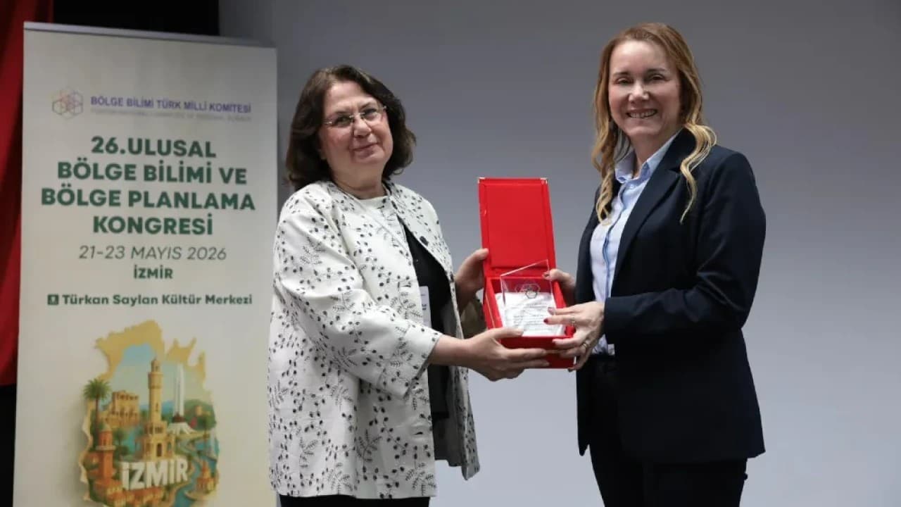 26. Ulusal Bölge Bilimi ve Bölge Planlama Kongresi İzmir'de Başladı