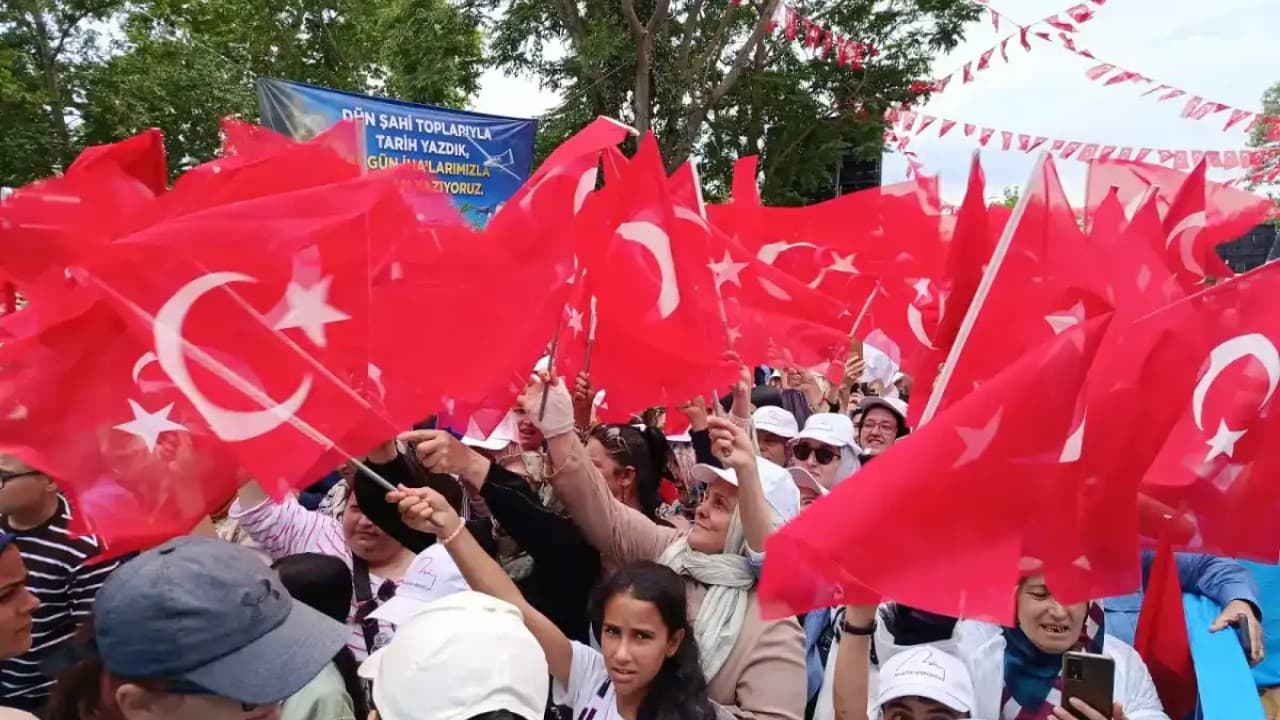 Edirne'de Cumhurbaşkanı Erdoğan Coşkuyla Karşılandı