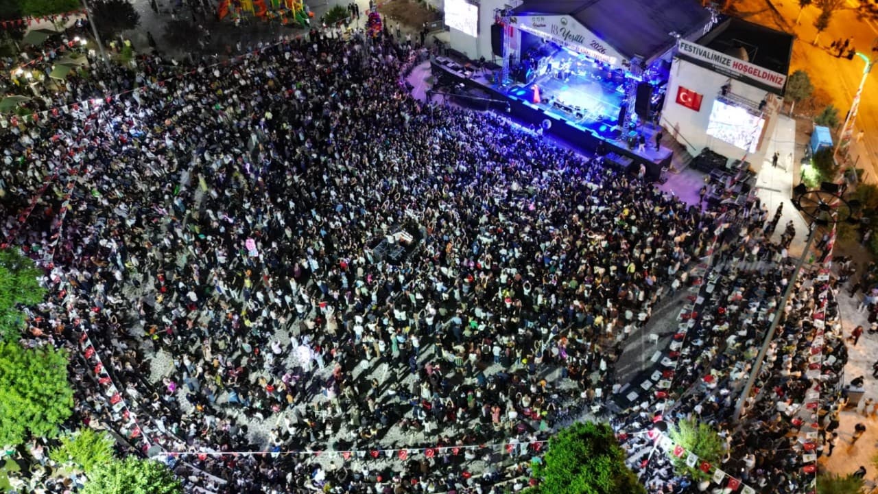 Yeşilli Uluslararası Kültür, Sanat ve Kiraz Festivali'nde Coşku Doruğa Ulaştı