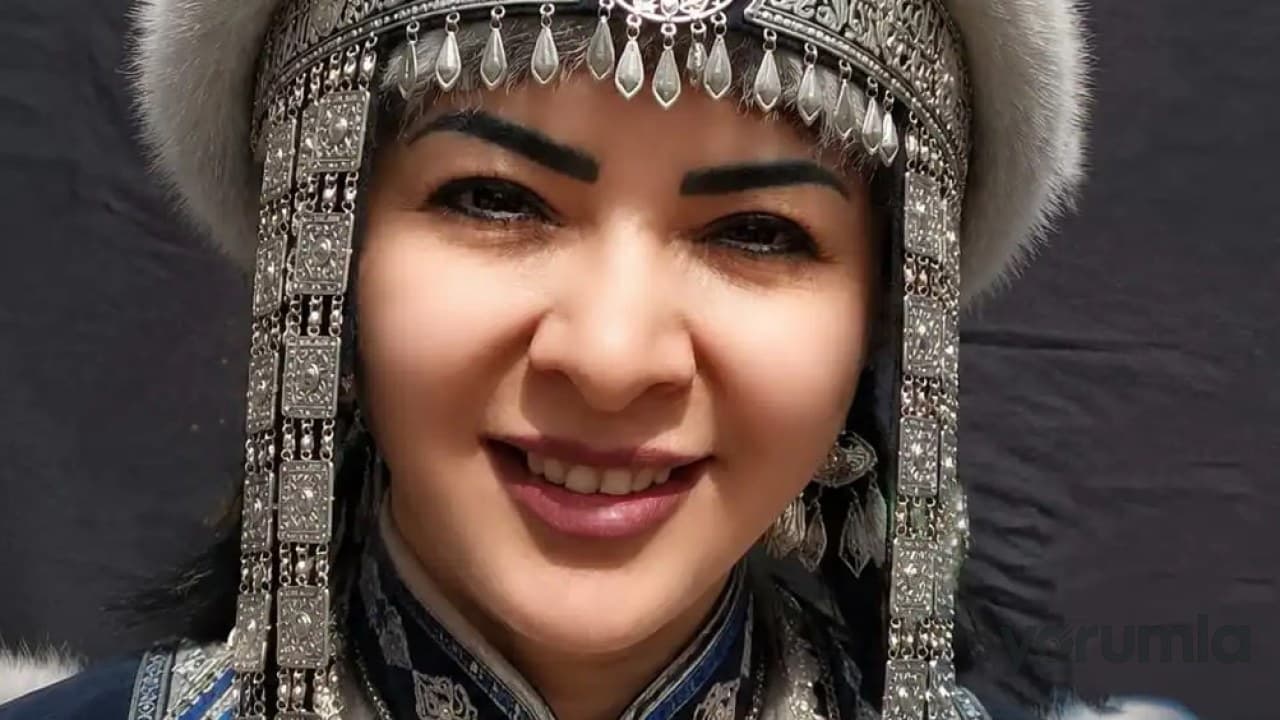 Hayat Aras, Orhun Yazıtları ile Tuva Kongurey Türküsü Arasındaki Bin Yıllık Bağı Anlattı