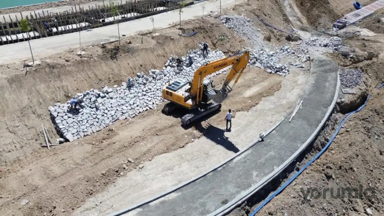 Battalgazi’de fidanlık ve rulo çim üretiminden parklara peyzaj kullanımı