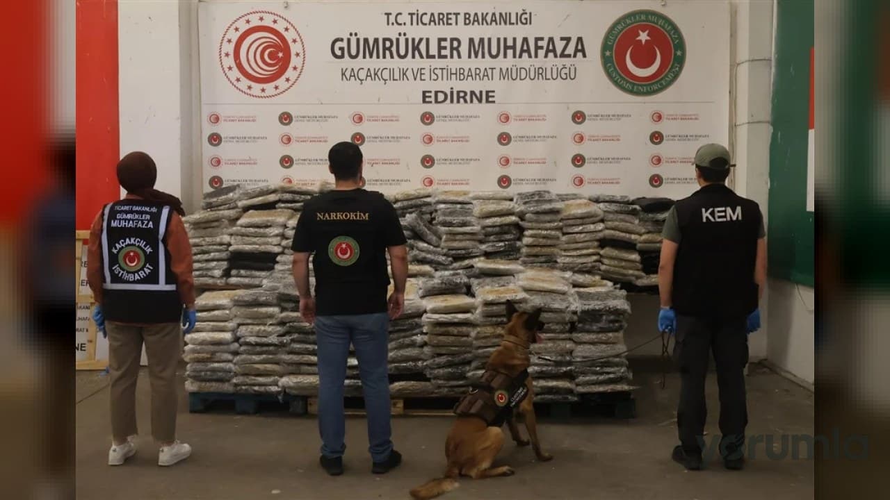 Kapıkule’de iki TIR’a operasyonda 1 ton 153 kg uyuşturucu ele geçirildi