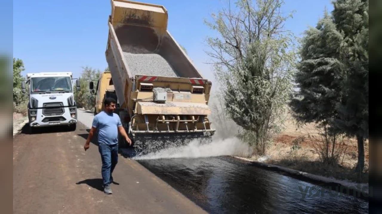 Viranşehir’de 9 kilometrelik grup yol yenilendi: Bozuk yol hedefi