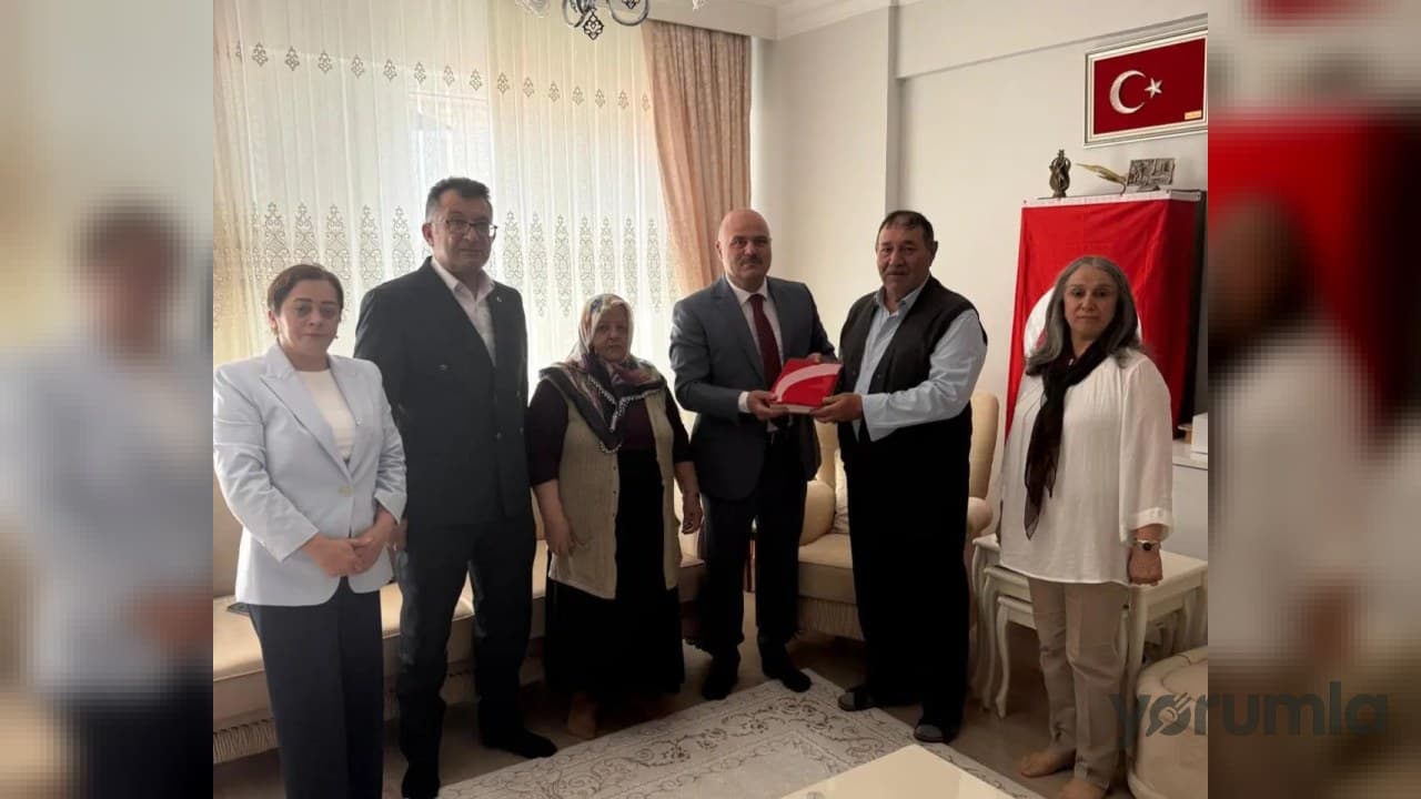 Kars’ta Muammer Sancar’dan 15 Temmuz ziyareti: Şehit emanetine sahip çıkma çağrısı