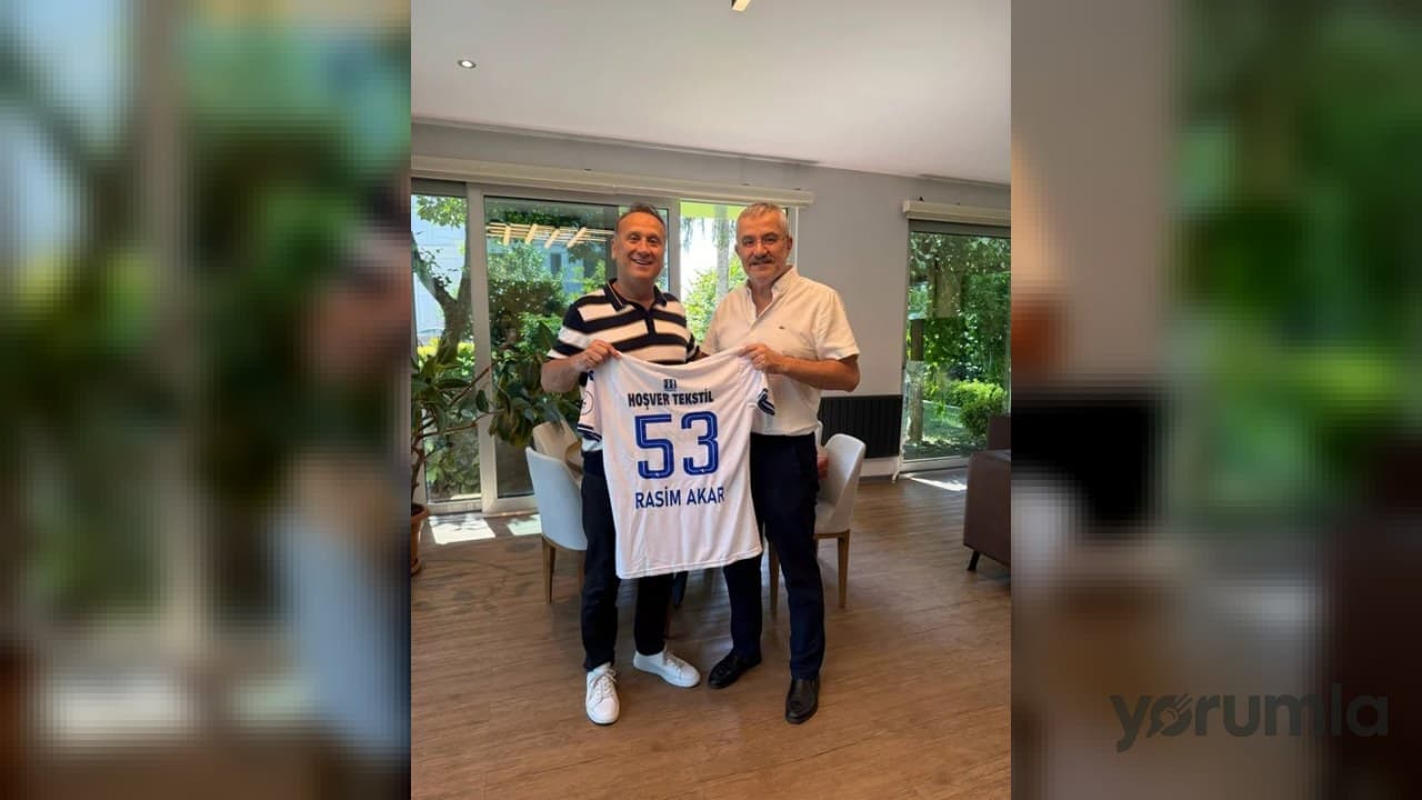 Pazarspor’da Recep Müftüoğlu, Rasim Akar’ı ziyaret etti; formayı verdi