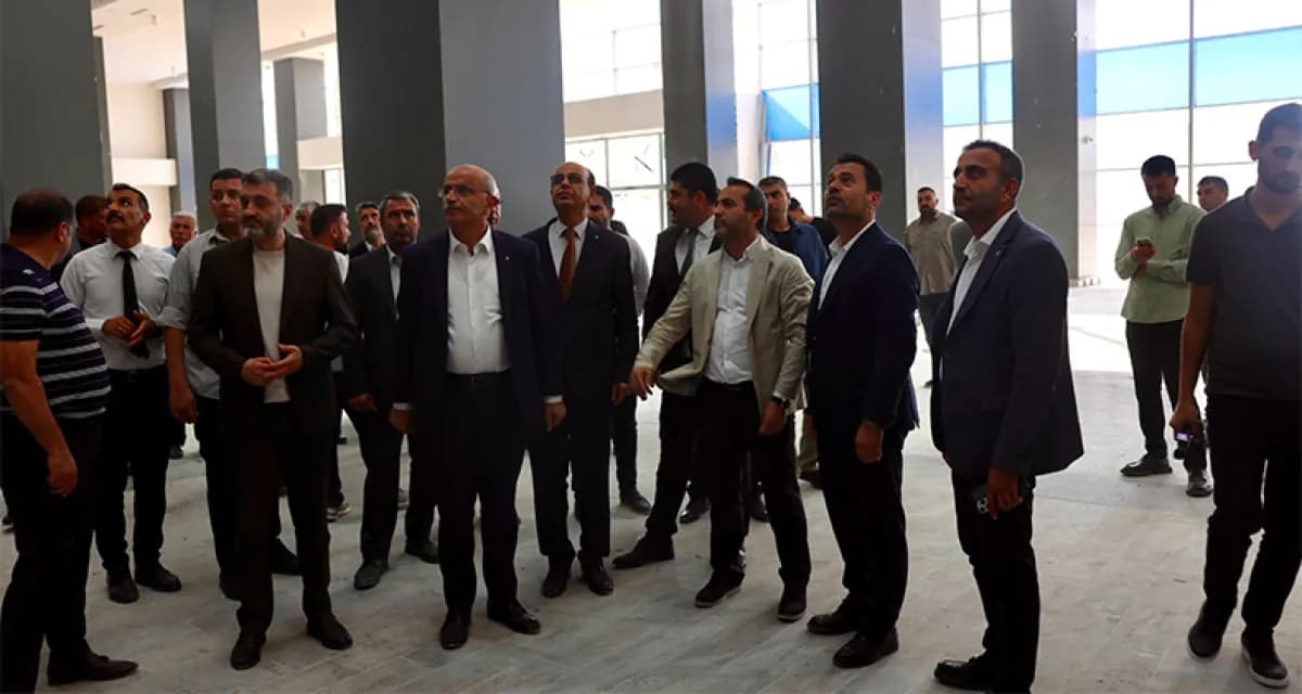 Akçadağ Belediye Başkanı Ulutaş, Malatya Havalimanı yeni terminali inceledi