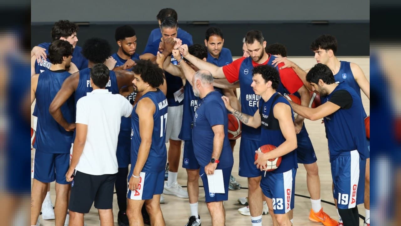 Anadolu Efes, 2026-2027 hazırlıklarına Pablo Laso ile başladı