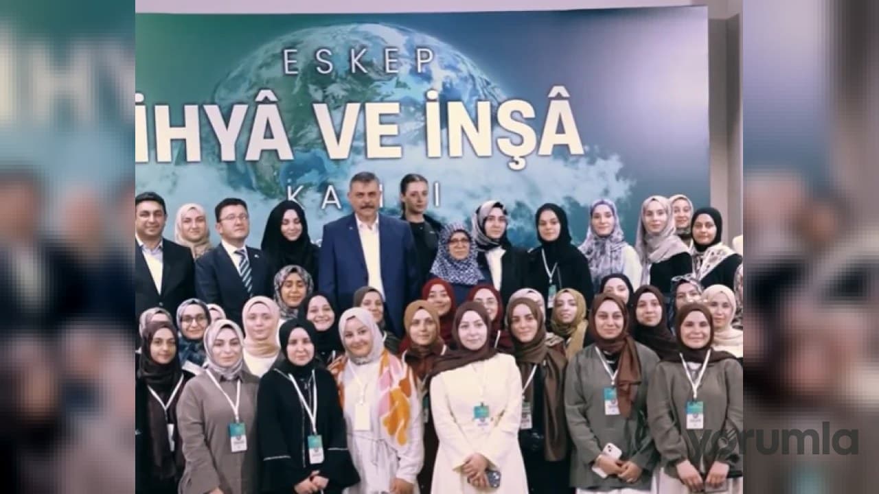 İçişleri Bakanı Mustafa Çiftçi, İhyâ ve İnşâ Kampı’nda hafız gençlerle buluştu
