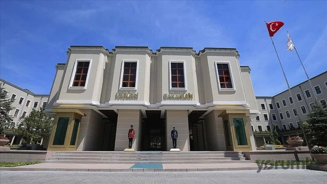 İçişleri Bakanlığı, Balçova Başkanı Onur Yiğit’i göreve iade etti