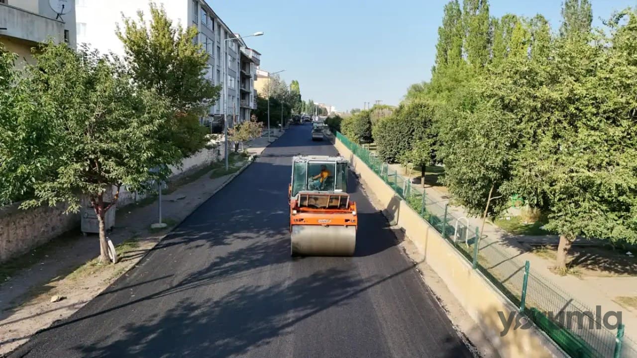 Kars’ta yol çalışmaları: Kontrollü ulaşım için sürücülerin dikkat etmesi gerekenler