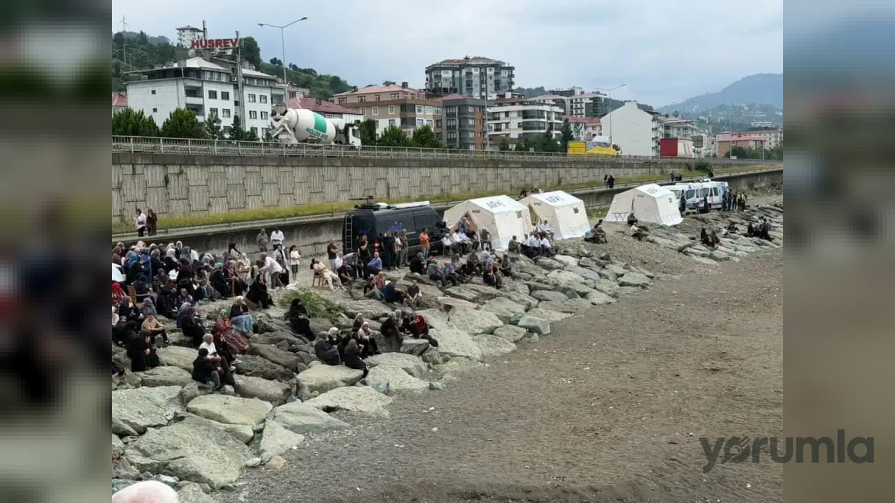 Çayeli’de denizde kaybolan Arif Kerem Önder için arama ikinci günde sürüyor