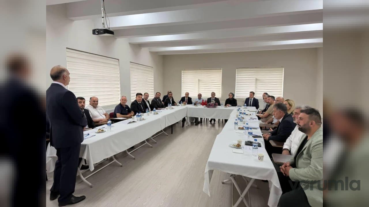 Kars’ta İl Hayat Boyu Öğrenme Komisyonu toplantısı gerçekleştirildi