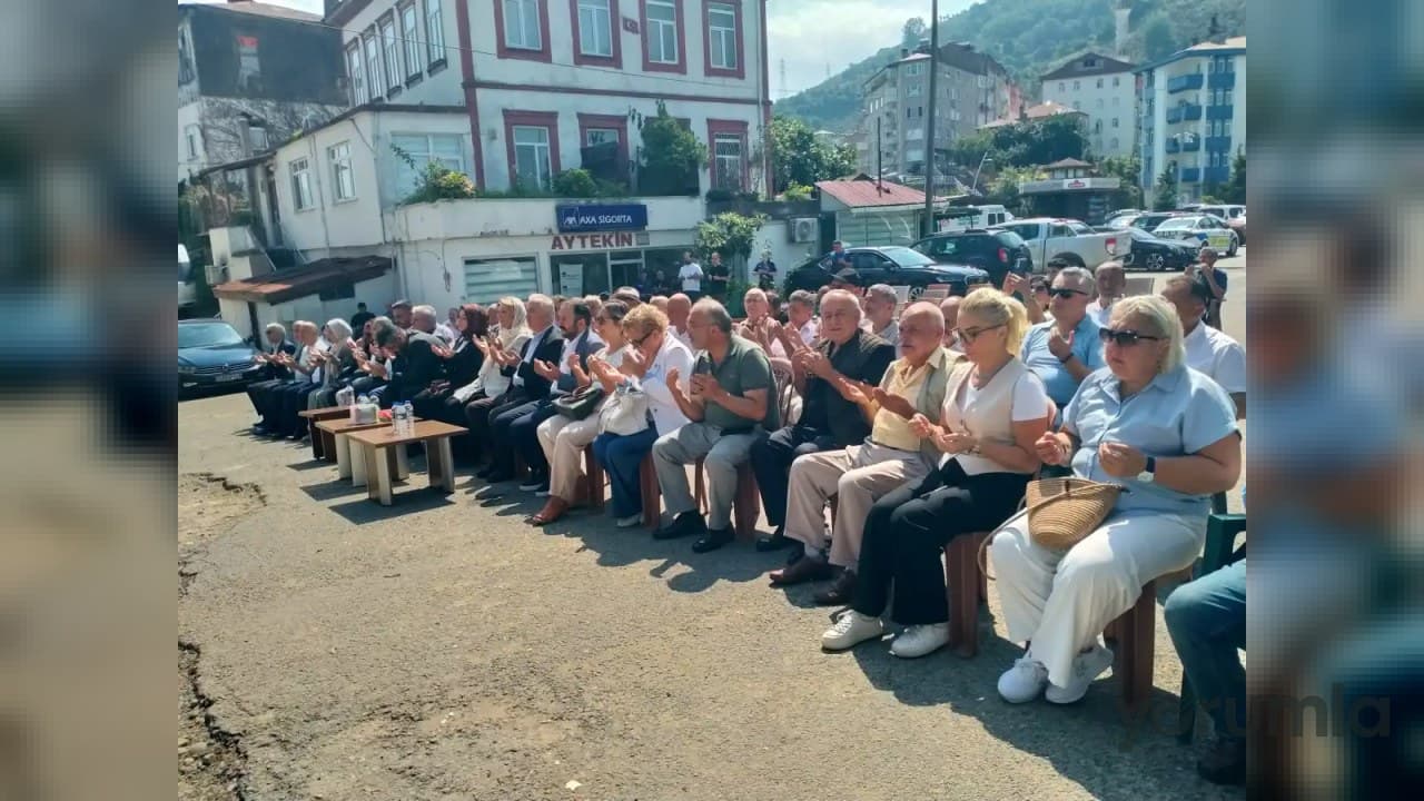 TİRDEF, Tirebolu’da Şehit Binbaşı Hüseyin Avni Alparslan’ın 105. yılını andı