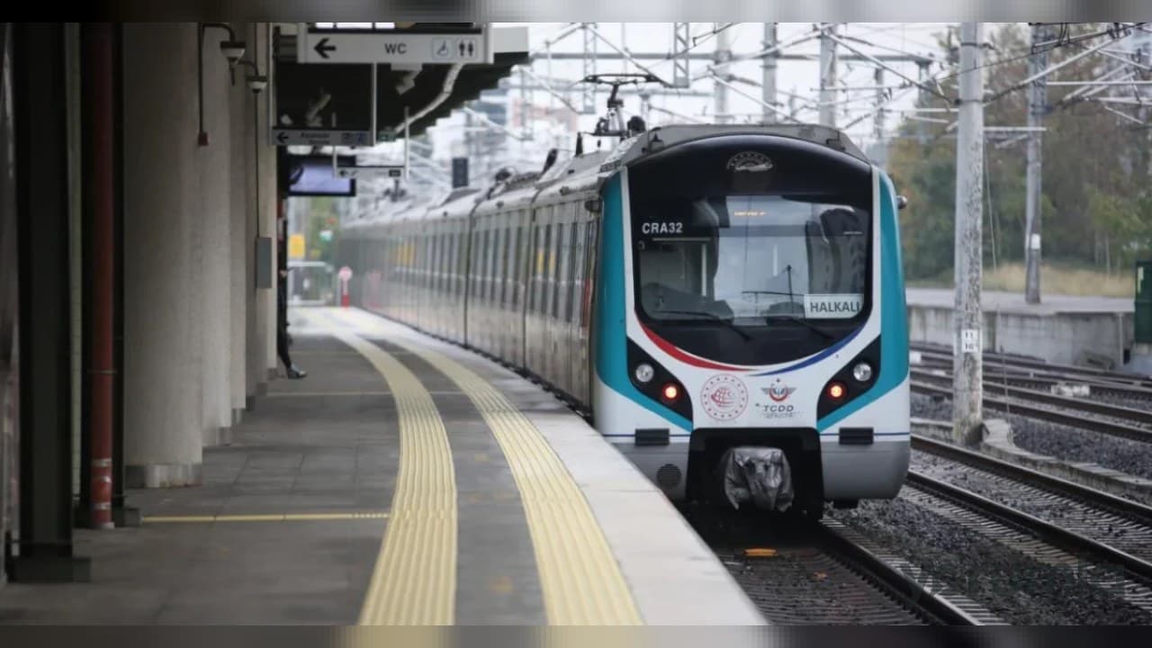 İstanbul, Ankara ve İzmir’de 30 Ağustos’ta Başkentray, Marmaray ve İZBAN ücretsiz