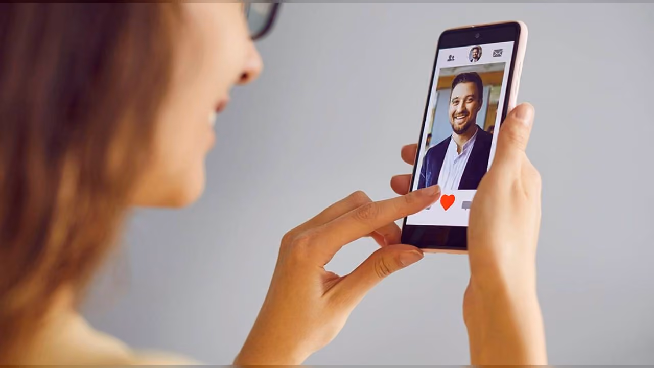 Bumble’ın CEO’su Whitney Wolfe Herd: Yapay zekâ flört danışmanı geliyor