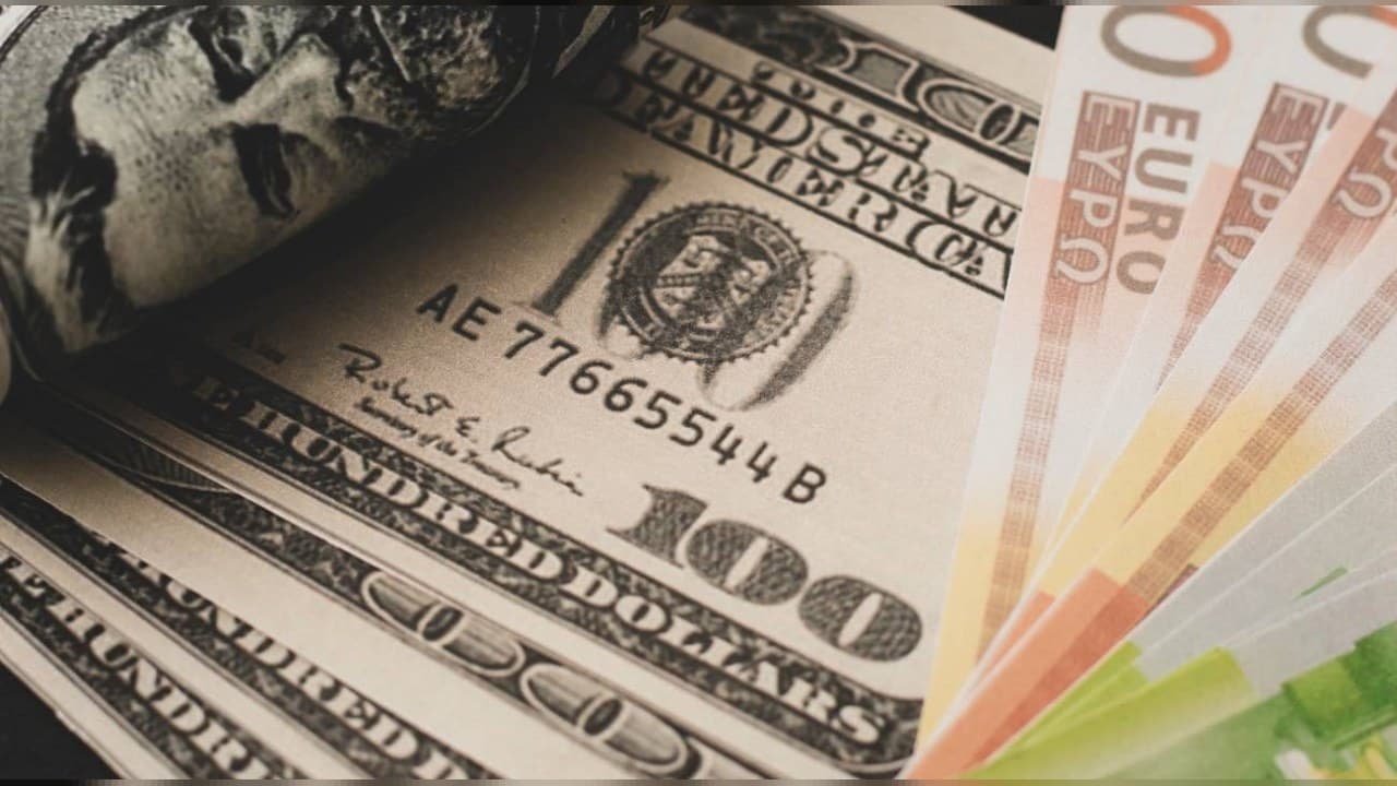 Dolar/TL 48,27 TL, euro/TL 56,02 TL ile başladı: 31 Ağustos