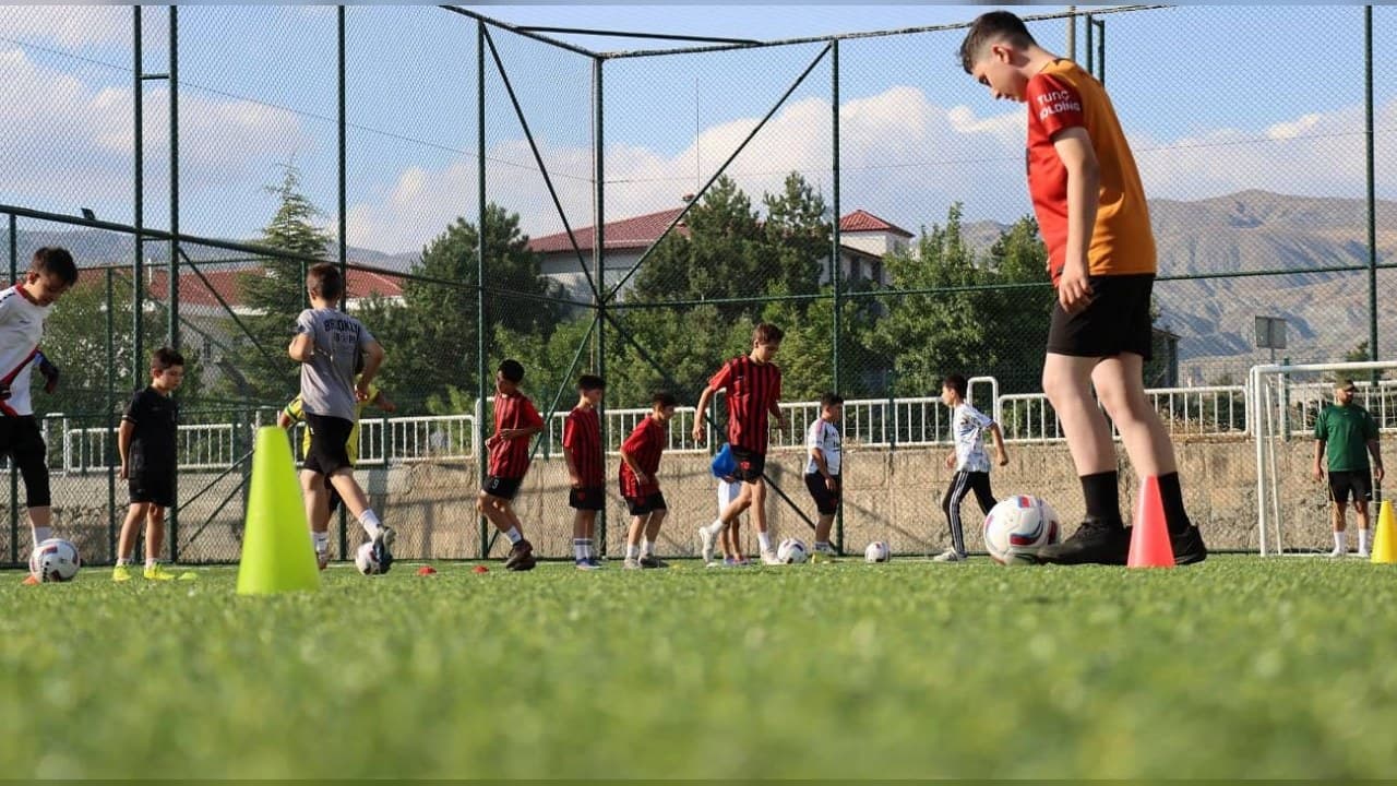 Erzincan’da Değer Erzincan Spor Kulüpleri projesiyle 3 bin çocuk spora yönlendirildi