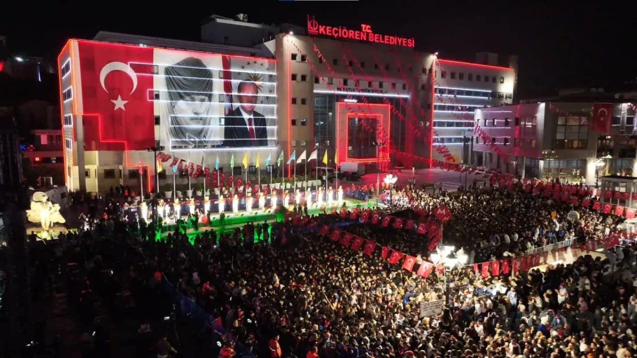 Keçiören’de 30 Ağustos’un 104’üncü yılı: Kalaba Kent Meydanı’nda coşkulu program