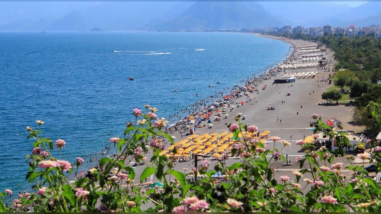 Antalya’ya 2026 ocak-ağustosta 11,0 milyon yabancı turist geldi