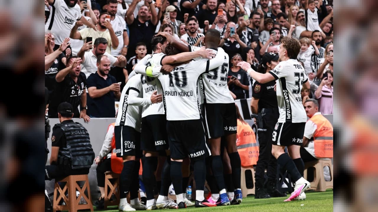 Beşiktaş UEFA Avrupa Ligi 32 kişilik kadroyu UEFA’ya bildirdi