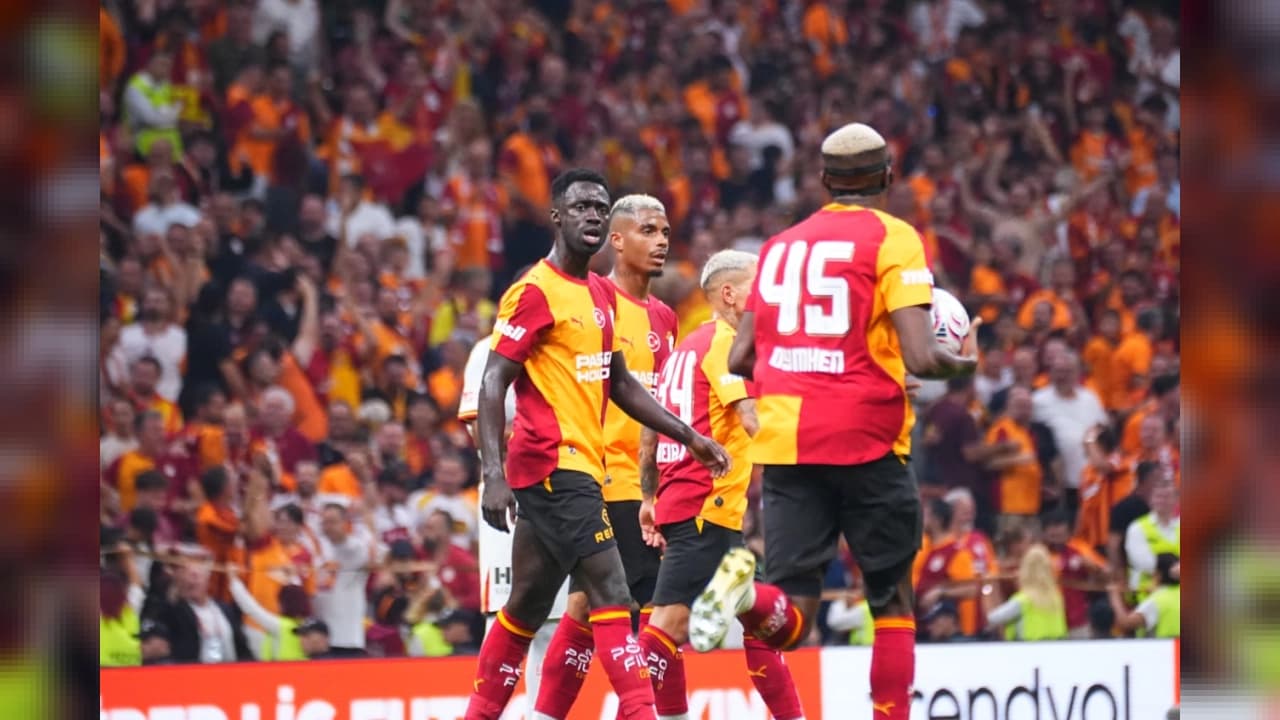 Galatasaray UEFA Şampiyonlar Ligi için 24 kişilik kadroyu açıkladı