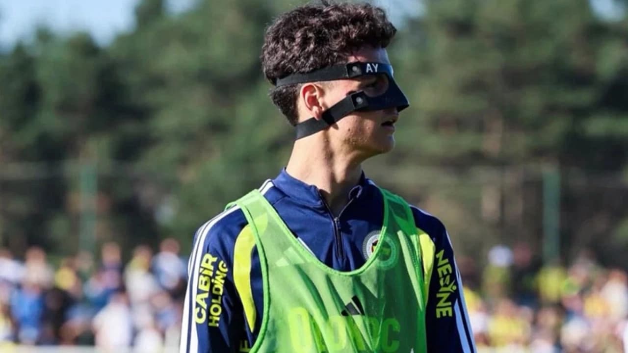 Adem Yeşilyurt, Fenerbahçe’den ayrıldı; Kütahyaspor’a sezon sonuna kiralandı