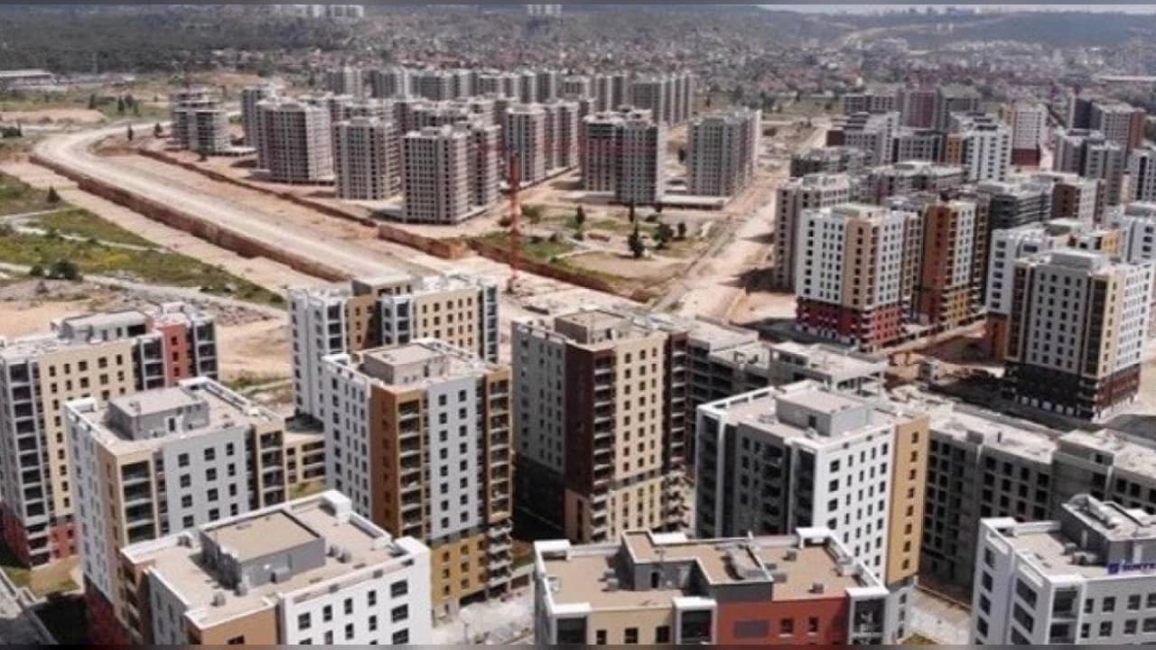TOKİ’nin İstanbul’da 15 bin kiralık konut ilk teslimleri eylül hedefiyle başladı