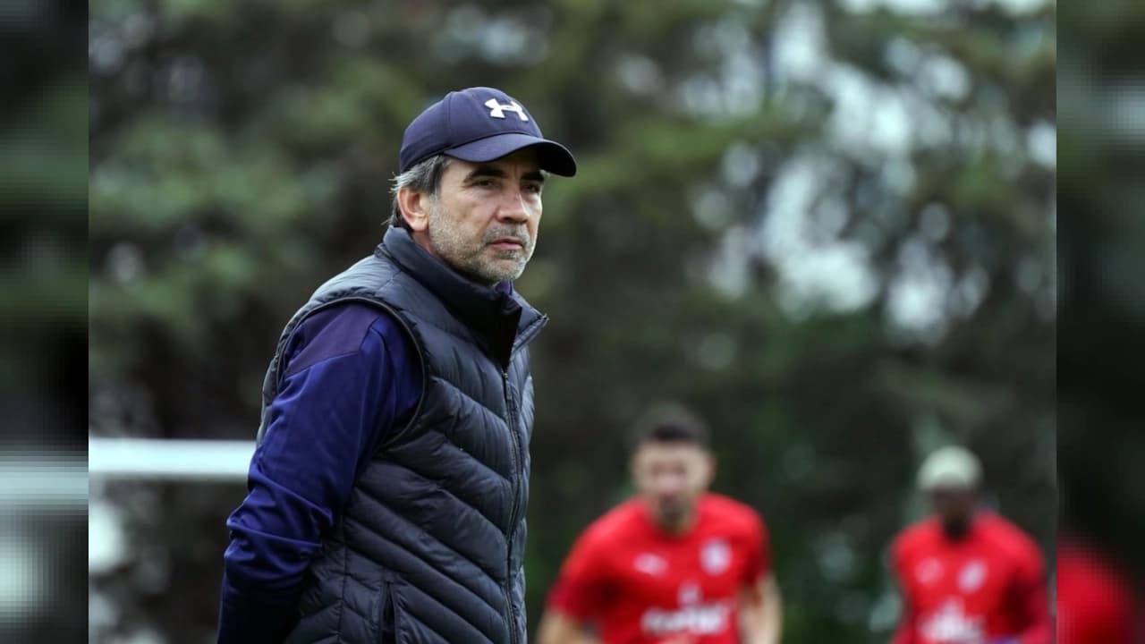 Antalyaspor'da Osman Özköylü Dönemi Başladı: Resmi Sözleşme İmzalanıyor
