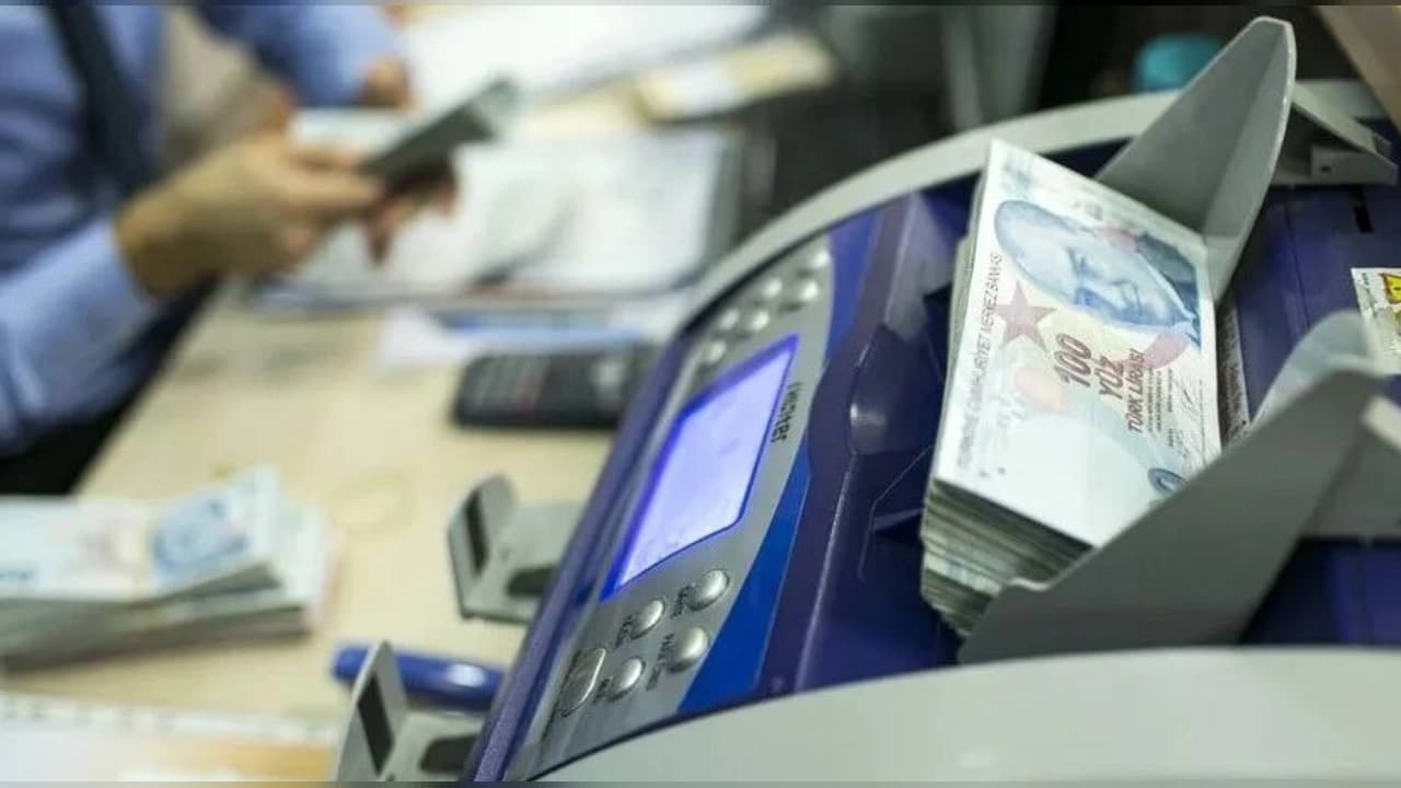Bütçede Ağustos Tablosu Netleşti: Gelirler Yüzde 28,5 Artarken 8 Aylık Açık 1,3 Trilyon Lirayı Aştı