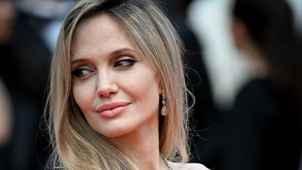 Angelina Jolie’den Ukrayna Çıkarması: Sığınaklardaki Eğitimi Yerinde İnceledi