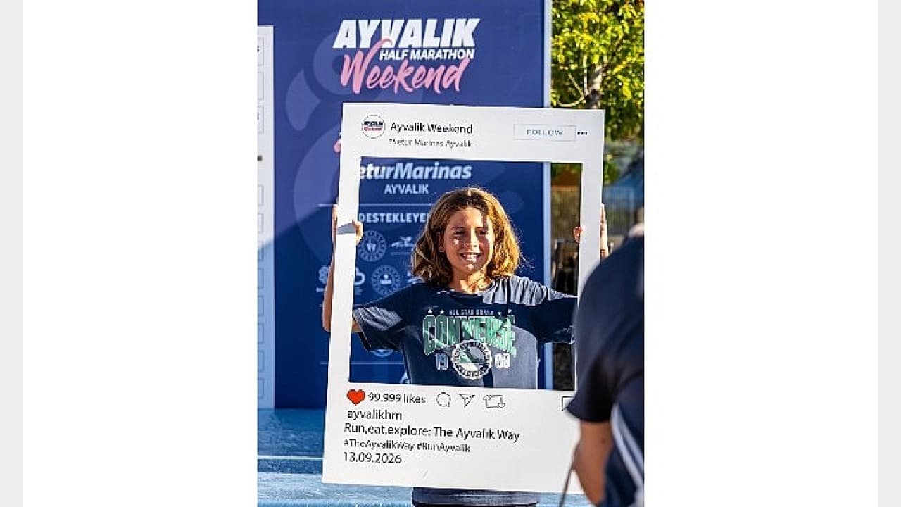 Ayvalık Kurtuluş Yarı Maratonu'nda Miniklerden Sıfır Atık Mavi Koşusu