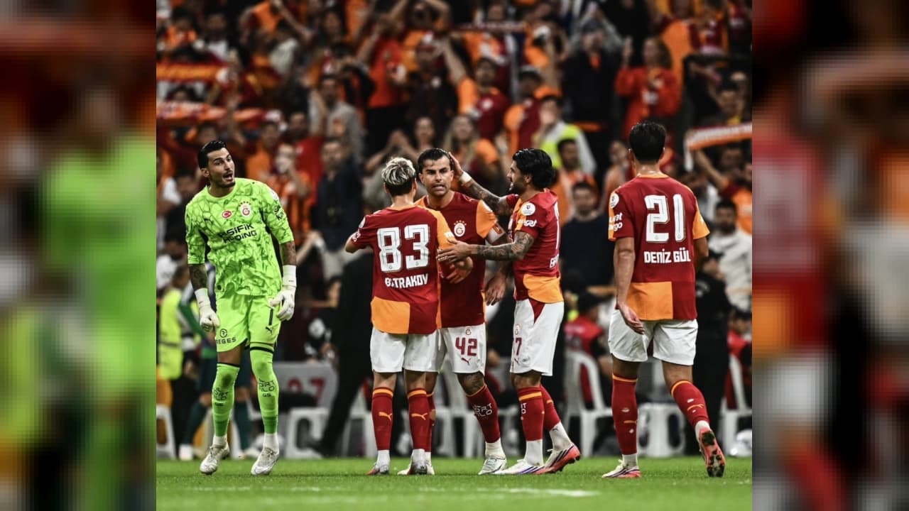 Galatasaray'dan Yeni Transfer Katkısız Liderlik: Ekim Ayı Vurgusu