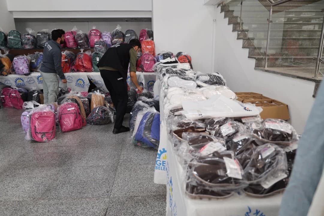 Gebze Belediyesi'nden Öğrencilere Kapsamlı Eğitim Desteği