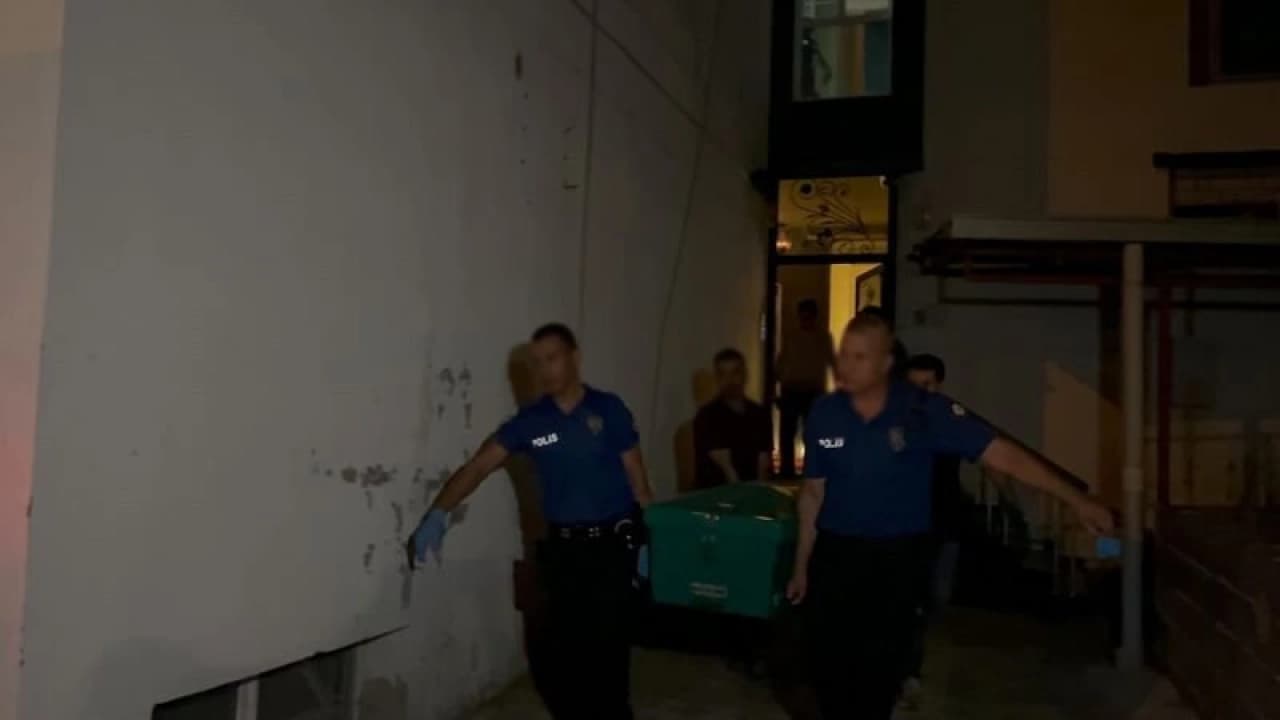 Adana'da Boşandığı Eşini ve Oğlunu Vuran Katil Zanlısı İntihar Etti: 2 Ölü, 1 Ağır Yaralı