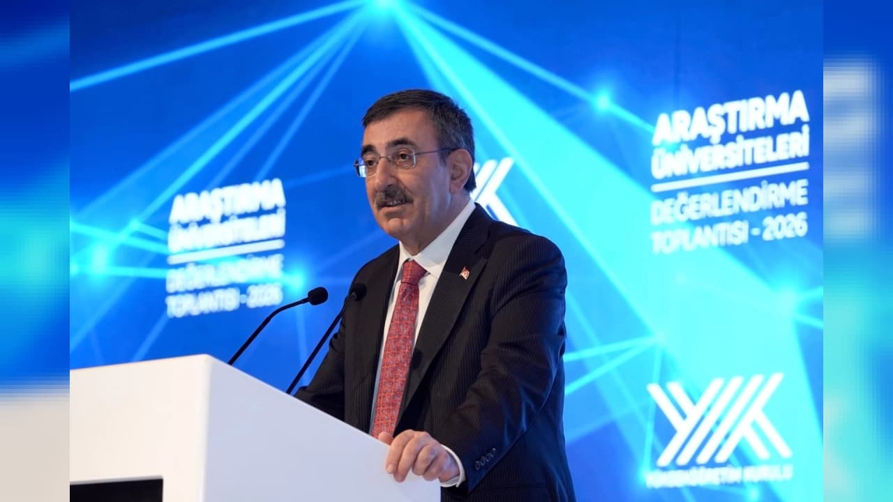 Cevdet Yılmaz'dan araştırma üniversiteleri açıklaması: Küresel rekabet ve nitelikli üretim vurgusu
