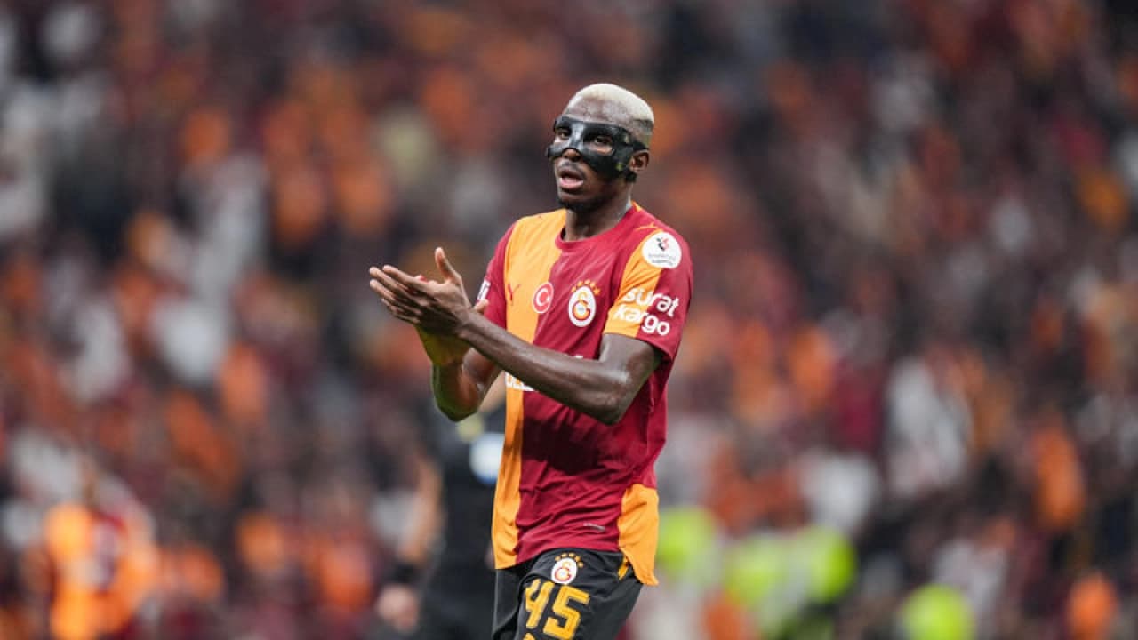 Galatasaray'dan PSG'ye Victor Osimhen Çelmesi: Yıldız Forvet Takımda Kalıyor