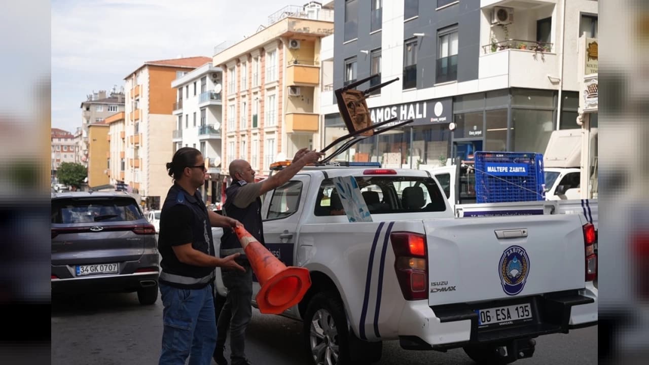 Maltepe'den Fındıklı Mahallesi'nde Kaldırım İşgali Operasyonu
