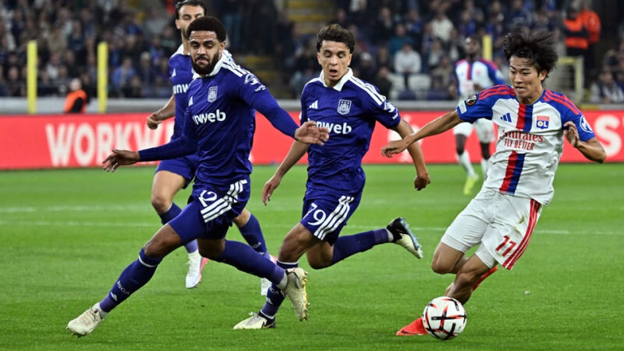 UEFA Avrupa Ligi'nde Lyon'dan deplasmanda 2-1'lik galibiyet