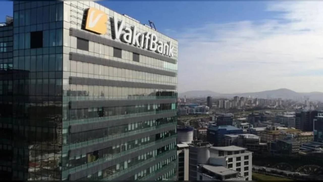 VakıfBank'tan Hisse Fiyatında İstikrar Hamlesi: Aylar Sonra İlk İşlem