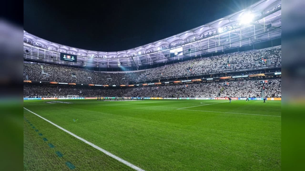 Beşiktaş ve Bahçeşehir Koleji'nden Stadyum Tribün Sponsorluğu Anlaşması