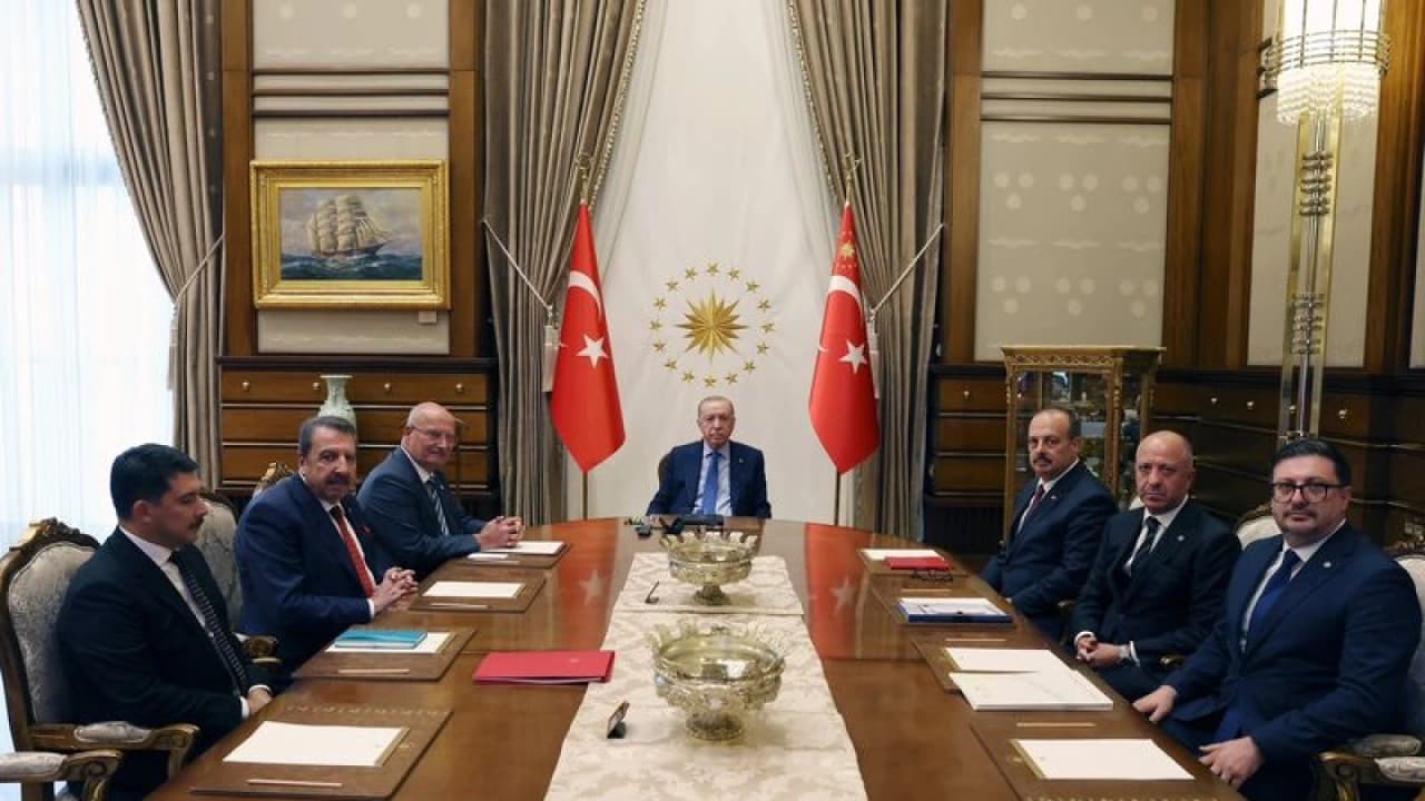 Cumhurbaşkanı Erdoğan Ankara Valisi Canbolat'ı Külliye'de Kabul Etti