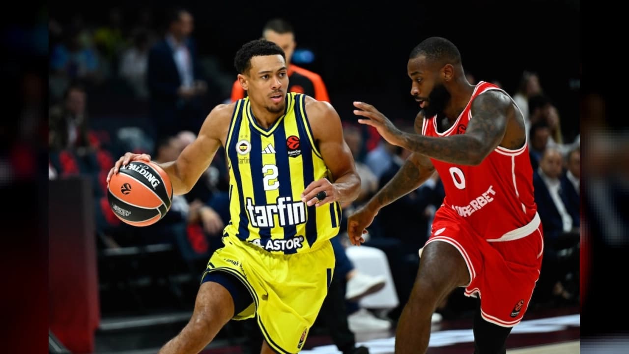 Fenerbahçe Tarfin EuroLeague Süper Kupa Yarı Finalinde Olympiakos'a Mağlup Oldu
