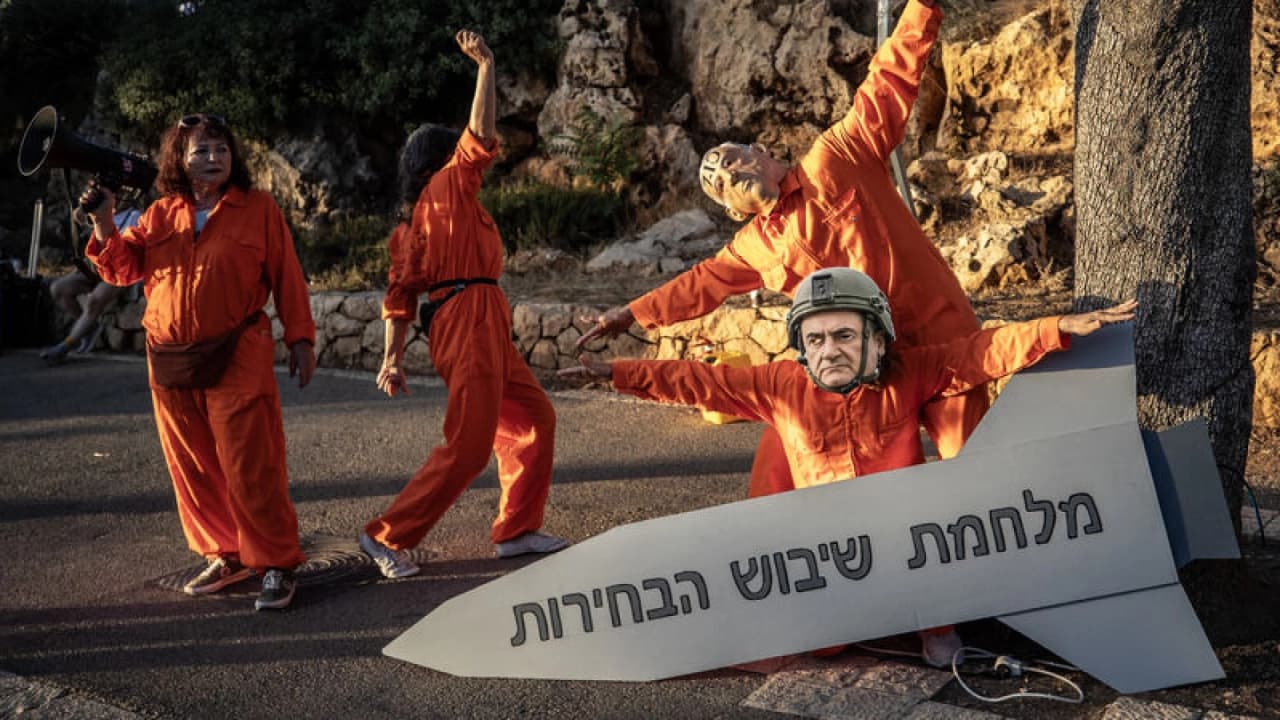 İsrail'de Netanyahu Karşıtı Protesto: Seçimleri Ertelemek İçin Türkiye ile Gerilimi Artırabilirler