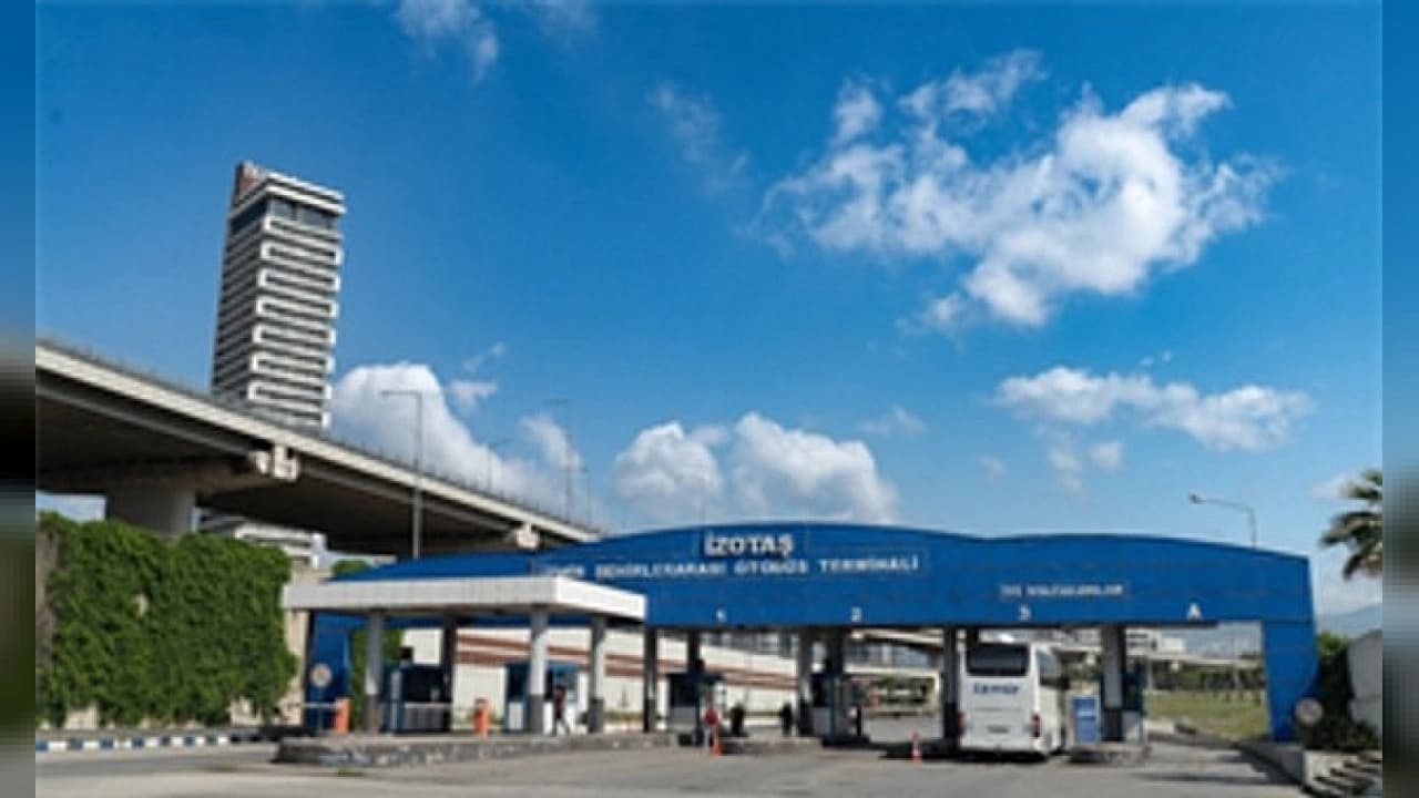 İzmir Otogarı İZULAŞ Yönetimine Geçti: Yeni Otobüs ve Otopark Tarifesi Mecliste Onaylandı
