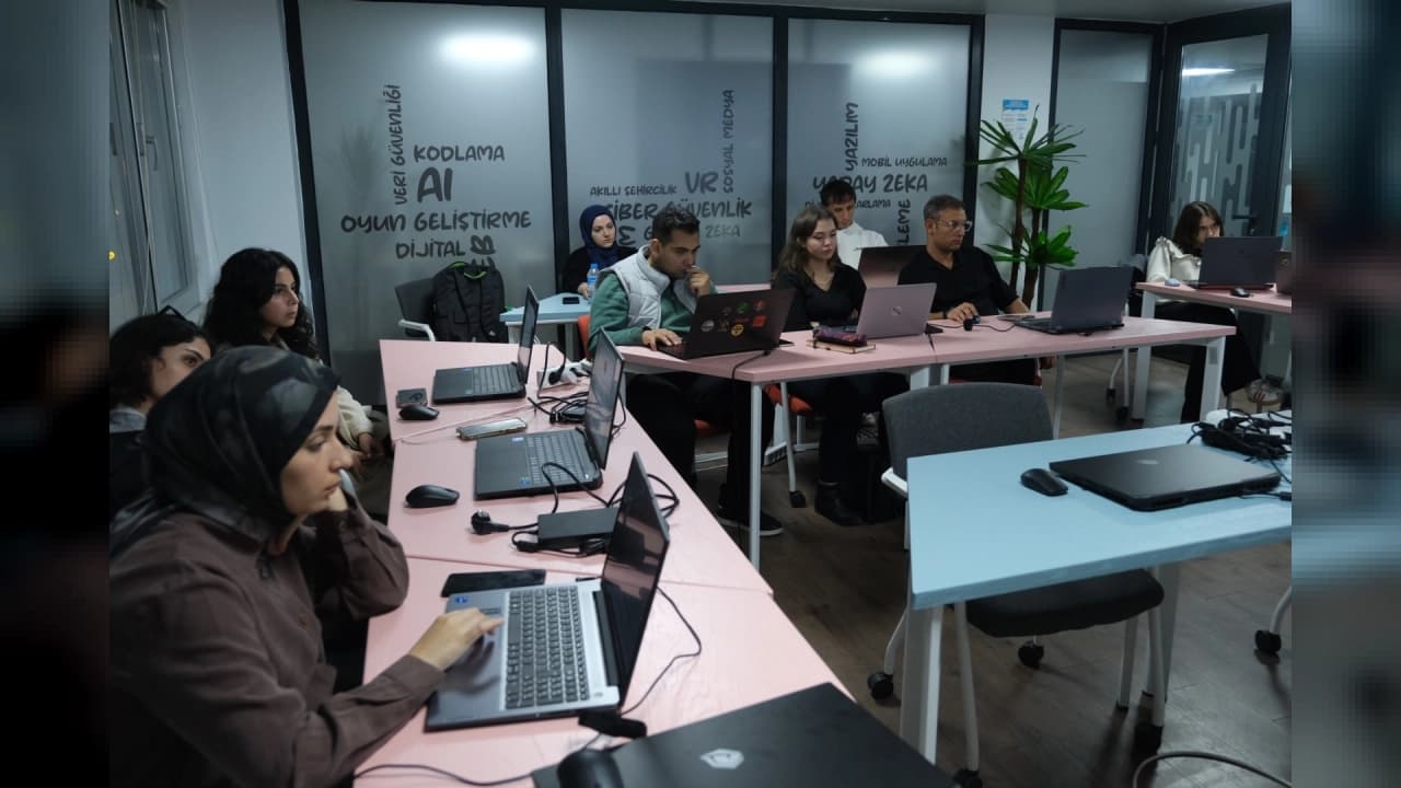 Kocaeli Büyükşehir Belediyesi Dijital Kampüs Yeni Dönem Kayıtları Başladı