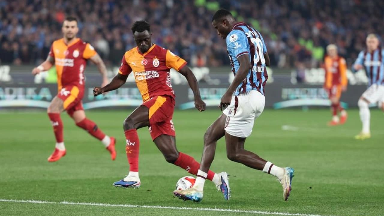 Trabzonspor Galatasaray maçı hakemi Batuhan Kolak oldu! Süper Lig 6. hafta hakemleri açıklandı