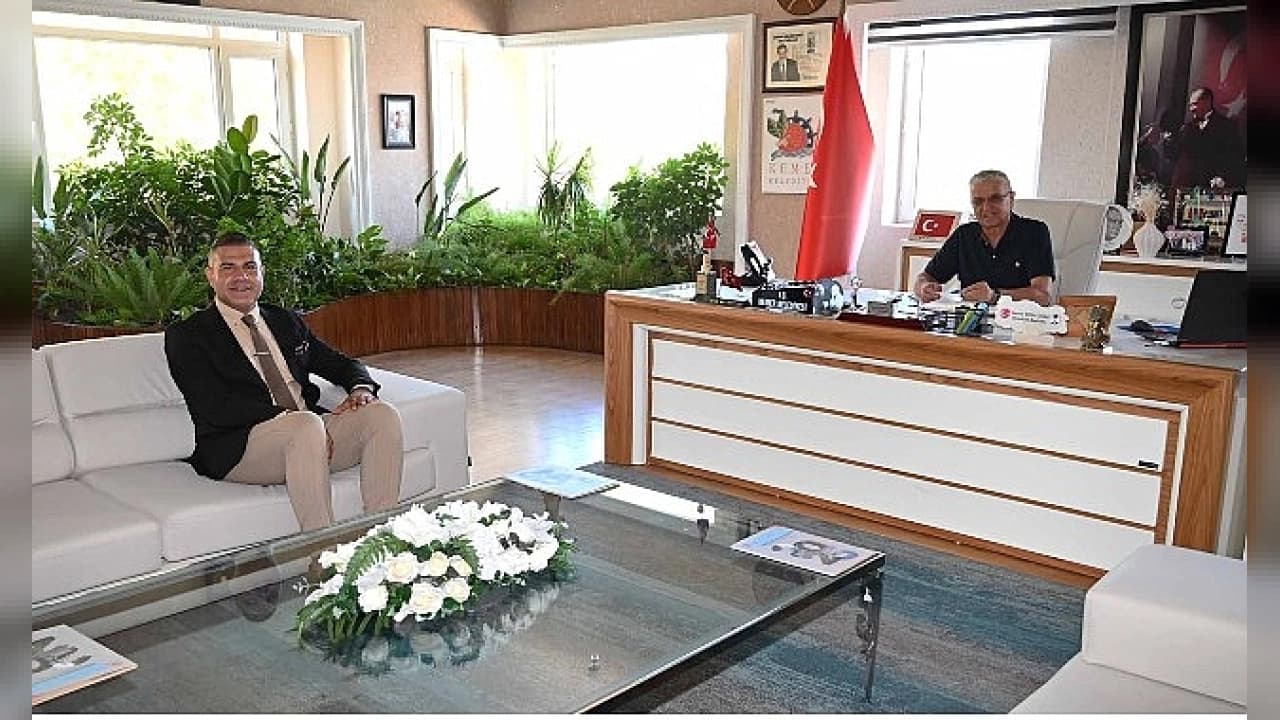Uğur Okulları'ndan Başkan Topaloğlu'na Eğitim Ziyareti