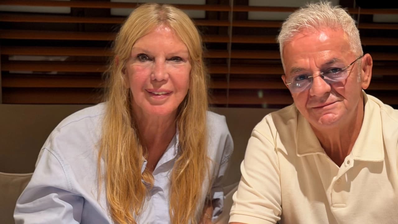 Zafer Algöz ve Lale Algöz Çiftinden 25. Yıl Paylaşımı